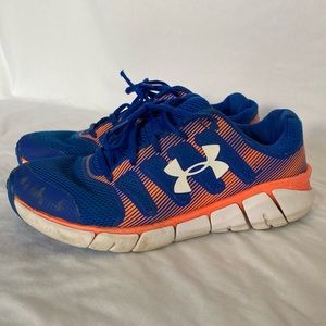 Boys under armour tennis shoes size 6Y